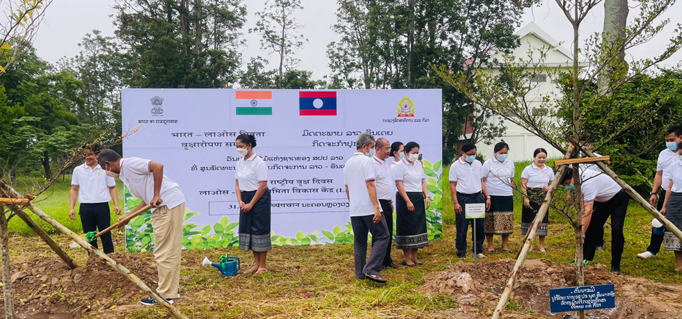 Associate Prof Dr. Phout Simmalavong, Min of Education & Sports & Amb Dinkar Asthana planted trees in premises of Laos-India Entrepreneurship Development Centre (LIEDC) to celebrate National Tree Day of Laos (01 June).
