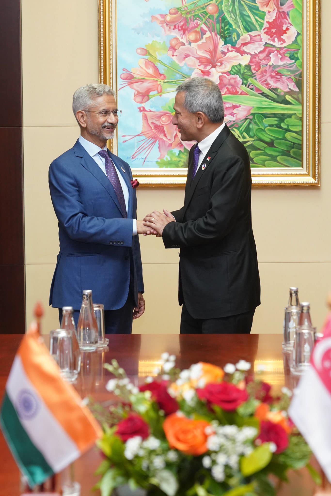 Honourable EAM Dr. S. Jaishankar met FM Vivian Balakrishnan of Singapore on the sidelines of ASEAN meetings in Vientiane